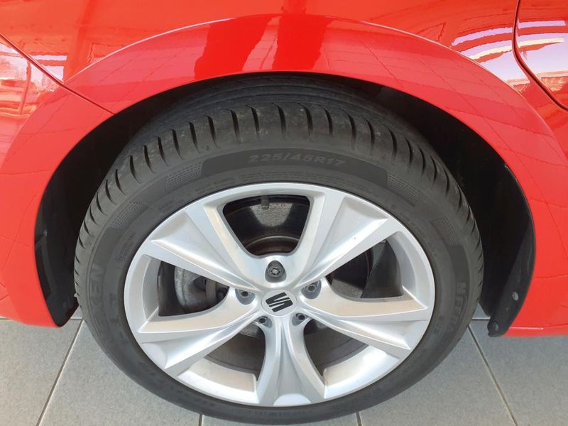 Seat Leon 1.4 TSI e-HYBRID FR — zdjęcie 25