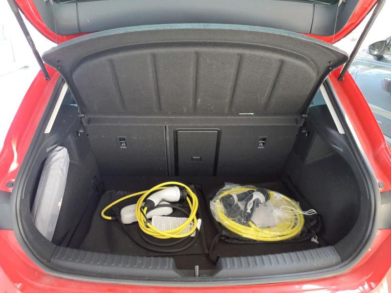 Seat Leon 1.4 TSI e-HYBRID FR — zdjęcie 20