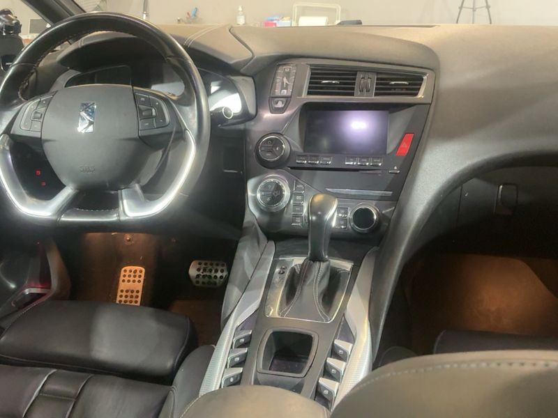 DS Automobiles DS5 2.0 Blue-HDi SportChic — zdjęcie 12