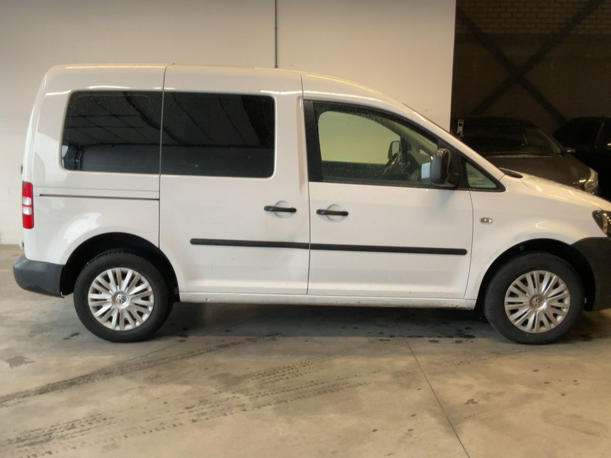 Volkswagen Caddy 2014 — photo 11