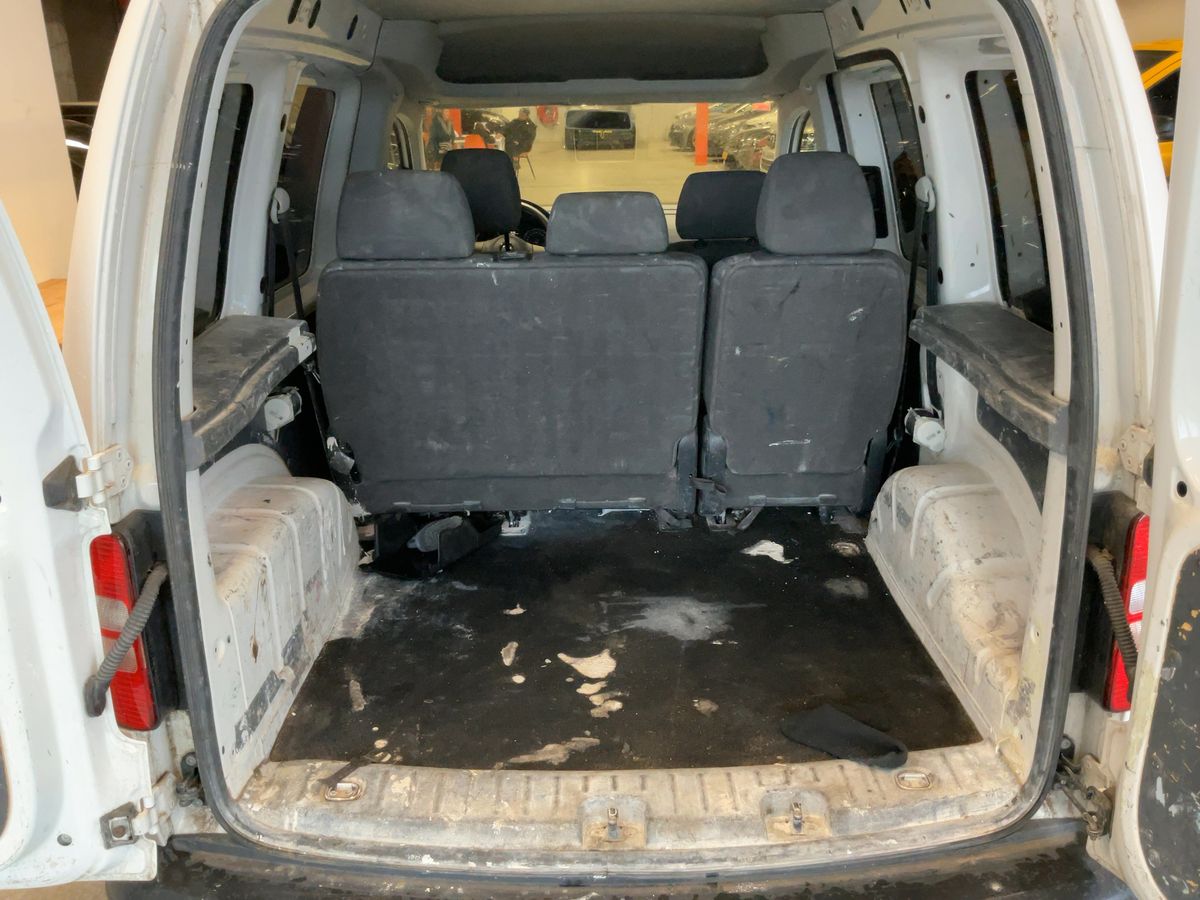 Volkswagen Caddy 2014 — photo 16