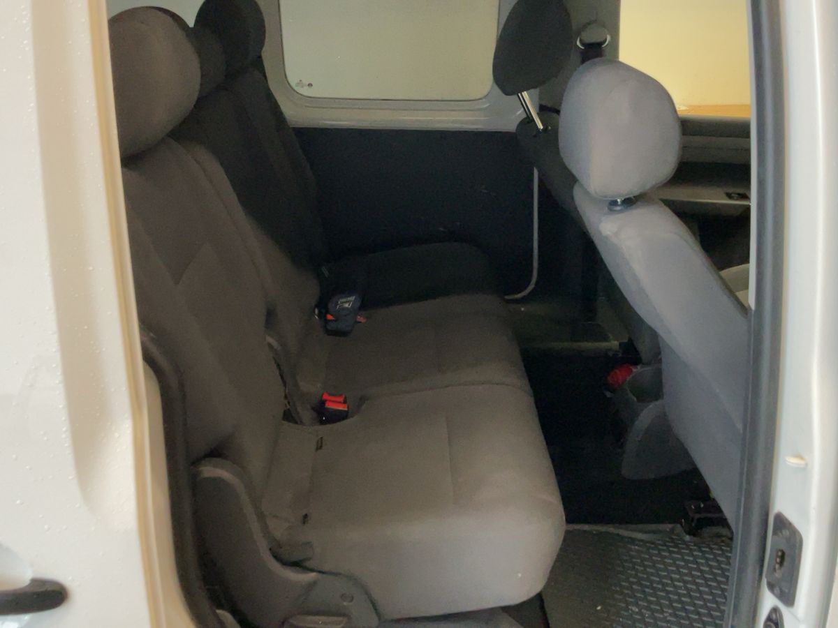 Volkswagen Caddy 2014 — photo 20