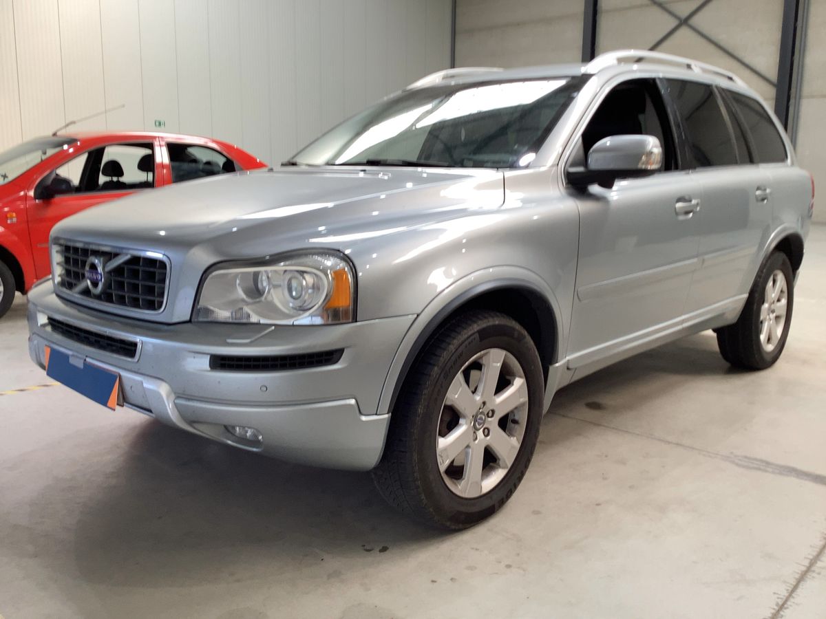 Volvo XC90 2.4 D3 Momentum 2WD