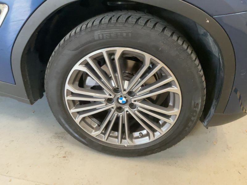 BMW X3 xDrive 20d Luxury Line 2018 – снимка 11