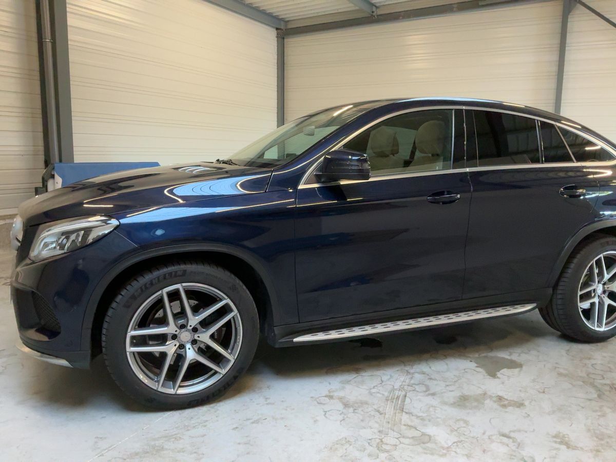Mercedes-Benz GLE-Klasse GLE 350 d 4Matic AMG Line