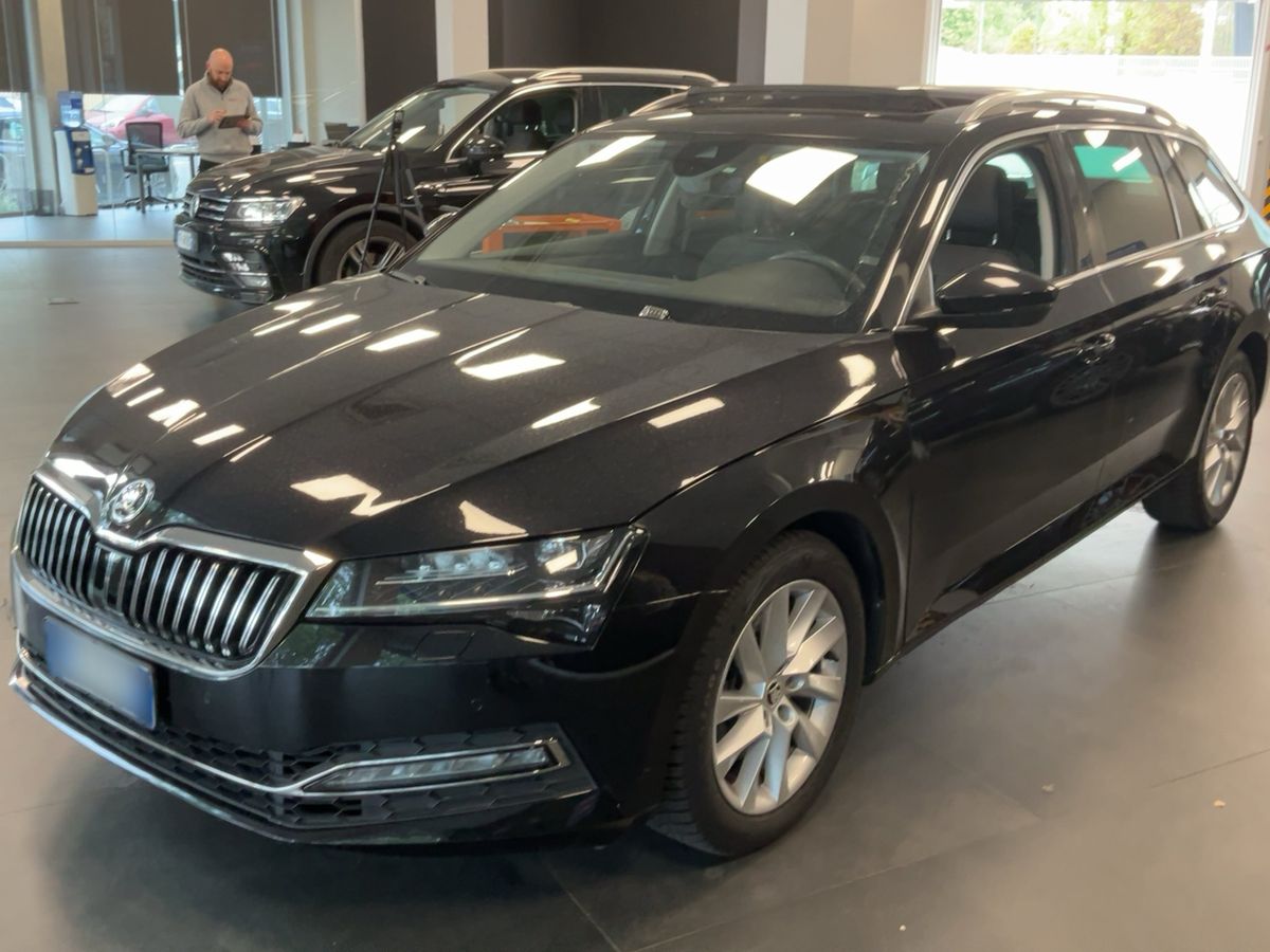 Skoda Superb 2022