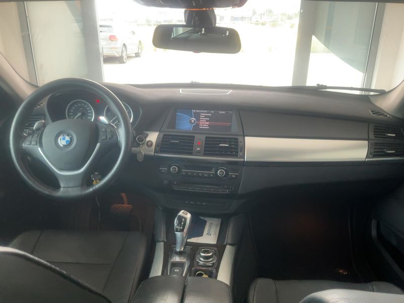 BMW X6 xDrive 30d — zdjęcie 12