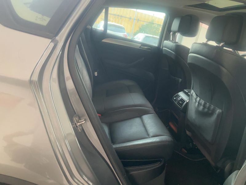 BMW X6 xDrive 30d — zdjęcie 14