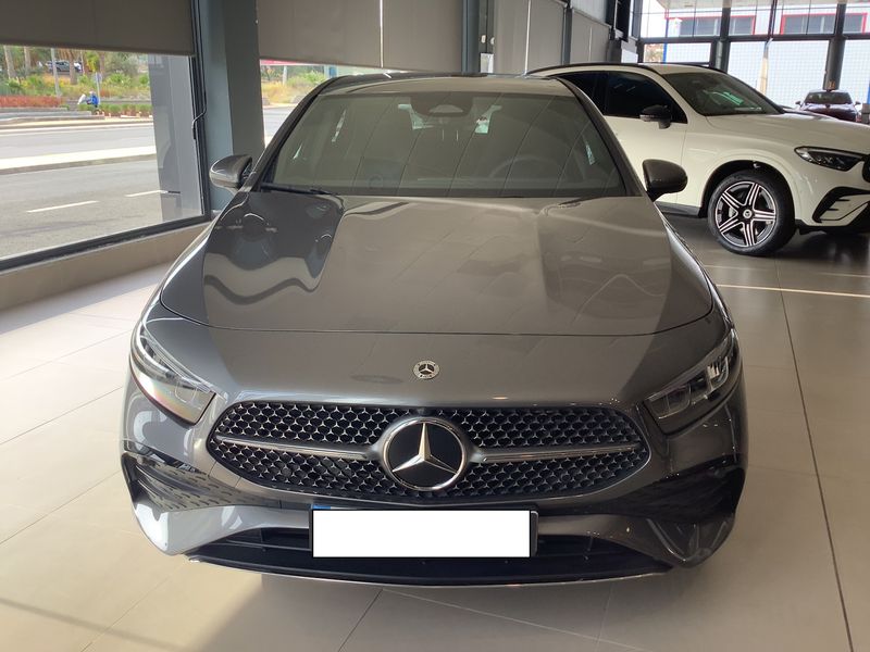 Mercedes-Benz A-Klasse A 250e AMG Line — zdjęcie 7