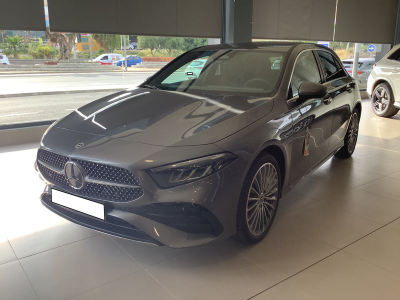 Mercedes-Benz A-Klasse A 250e AMG Line — zdjęcie 1