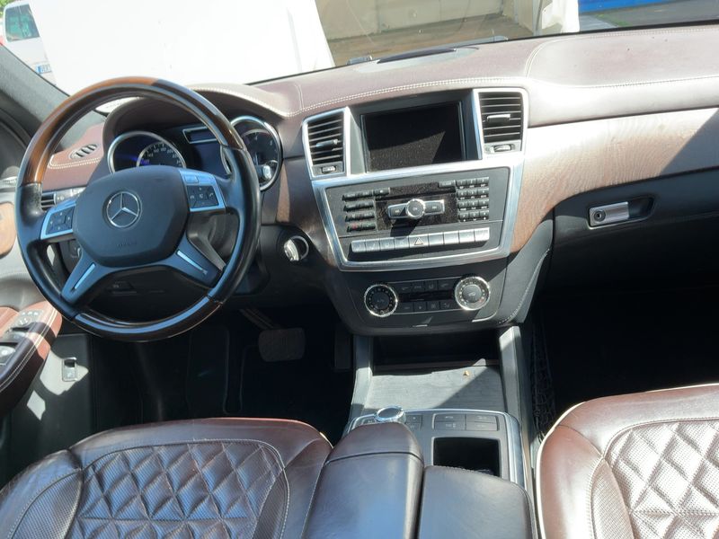 Mercedes-Benz M-Klasse ML 350 CDI BlueTEC Edition 1 — zdjęcie 12