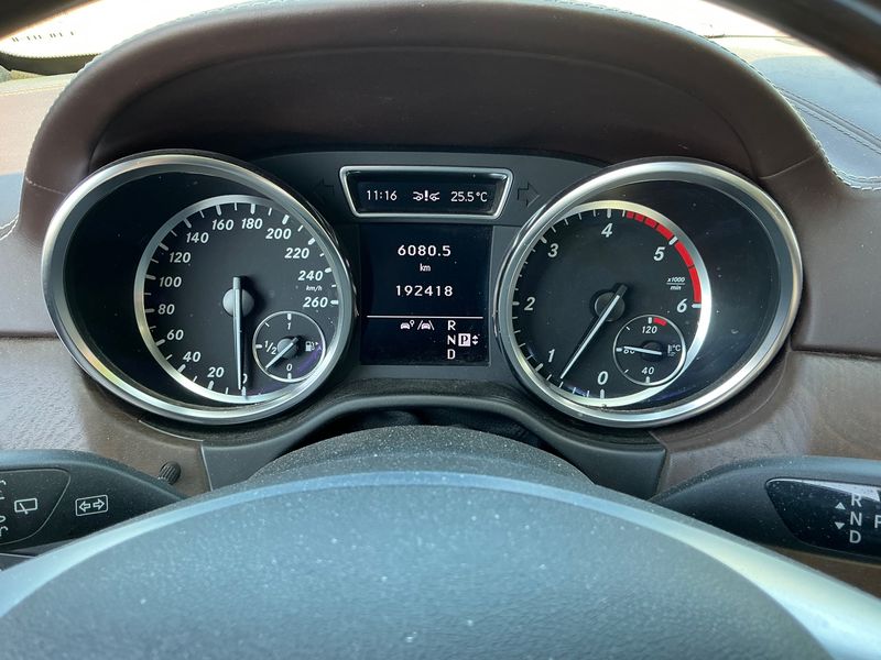 Mercedes-Benz M-Klasse ML 350 CDI BlueTEC Edition 1 — zdjęcie 13