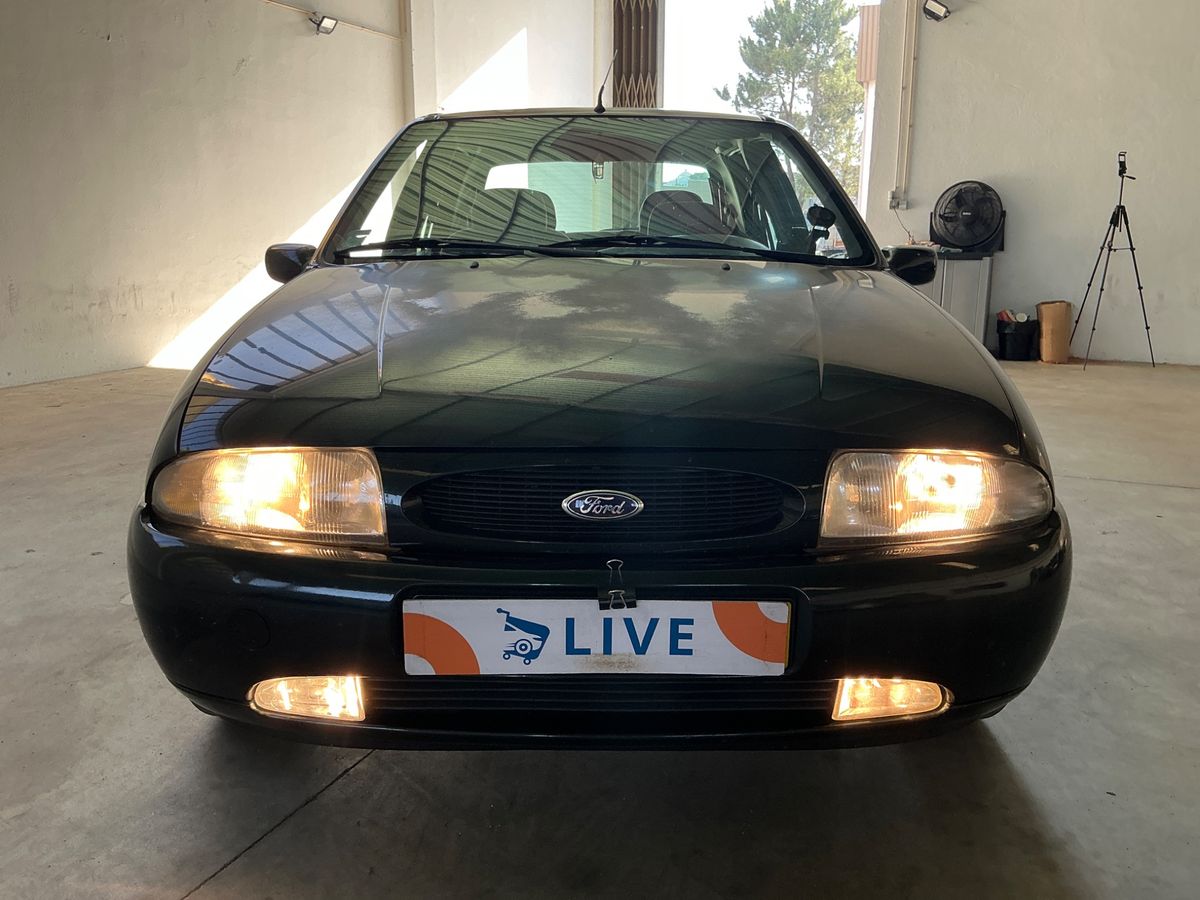 Ford Fiesta 1998 — photo 21