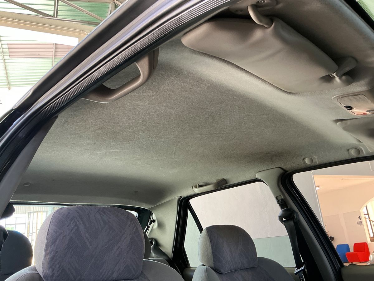 Ford Fiesta 1998 — photo 17