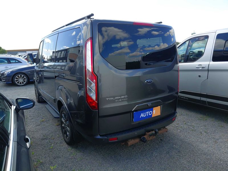 Ford Tourneo Custom 2.0 TDCi 320 L1 Tourneo Titanium — zdjęcie 3