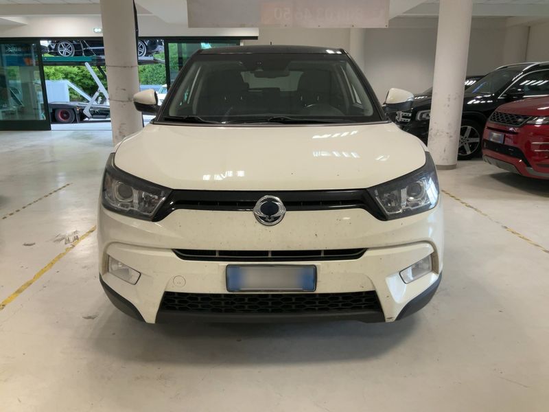 Ssangyong Tivoli 1.6 Turbodiesel Be Visual 4x2 — zdjęcie 9