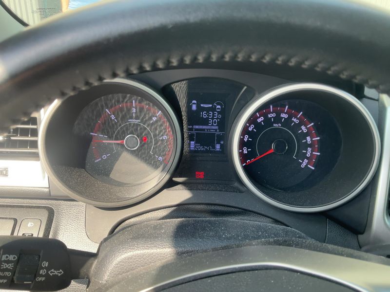 Ssangyong Tivoli 1.6 Turbodiesel Be Visual 4x2 — zdjęcie 13