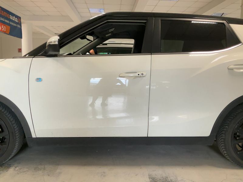 Ssangyong Tivoli 1.6 Turbodiesel Be Visual 4x2 — zdjęcie 4