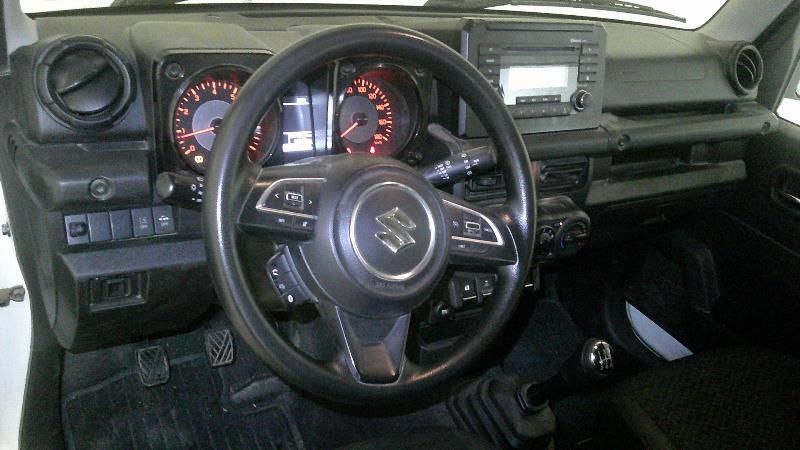 Suzuki Jimny 1.5 JLX — zdjęcie 10