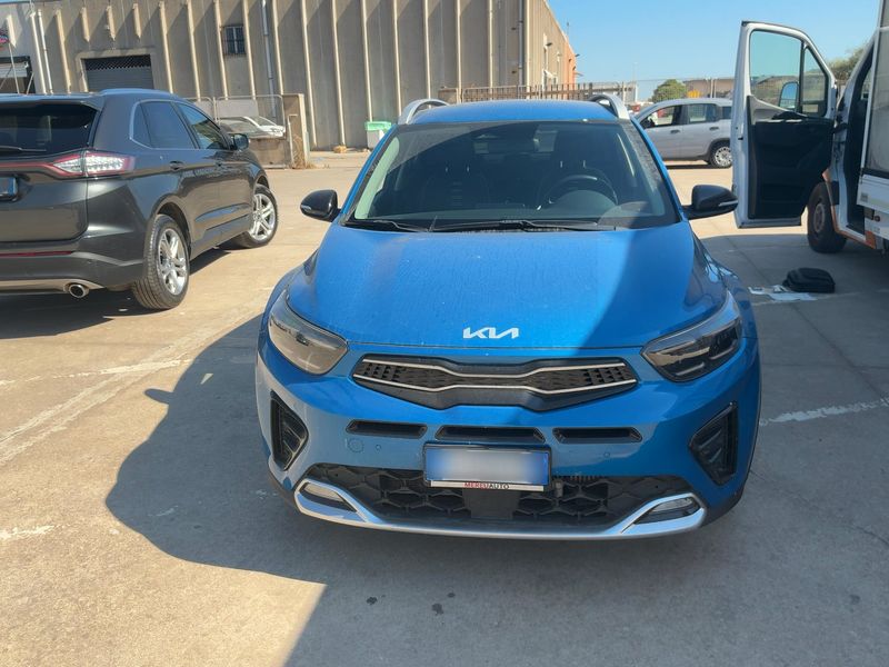 Kia Stonic 1.0 TGDI Mild-Hybrid GT Line — zdjęcie 9