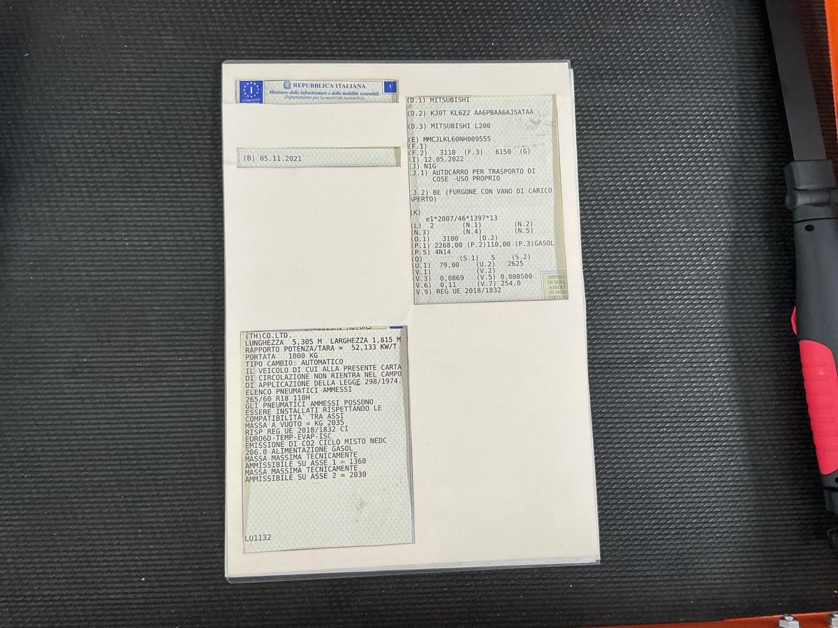 Mitsubishi L 200 2.2 DI-D Doppelkabine 4WD