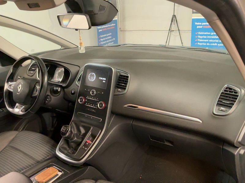 Renault Grand Scenic 1.6 dCi Energy Zen — zdjęcie 12
