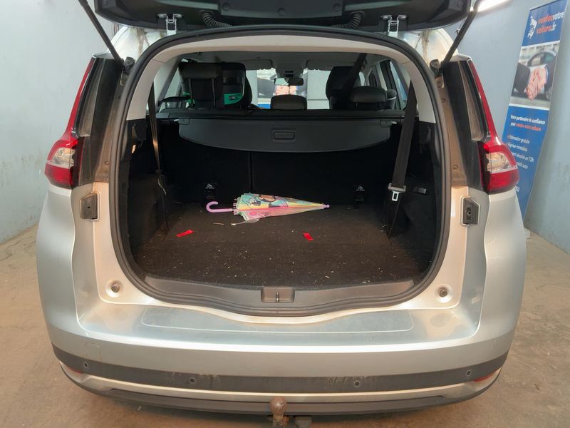 Renault Grand Scenic 1.6 dCi Energy Zen — zdjęcie 10