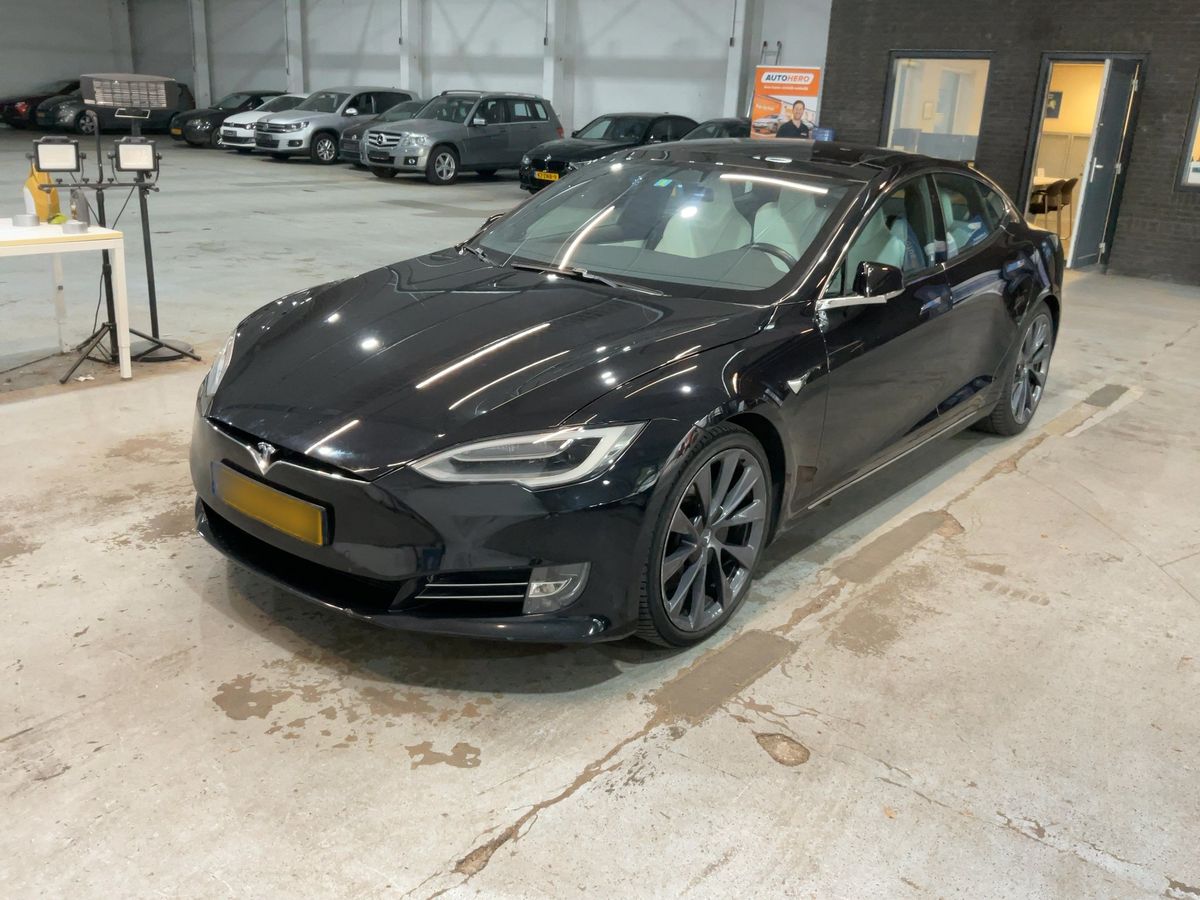 Tesla Model 2018