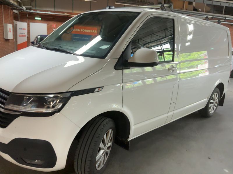 Volkswagen T6 Transporter 2.0 TDI Kasten 4Motion — zdjęcie 2