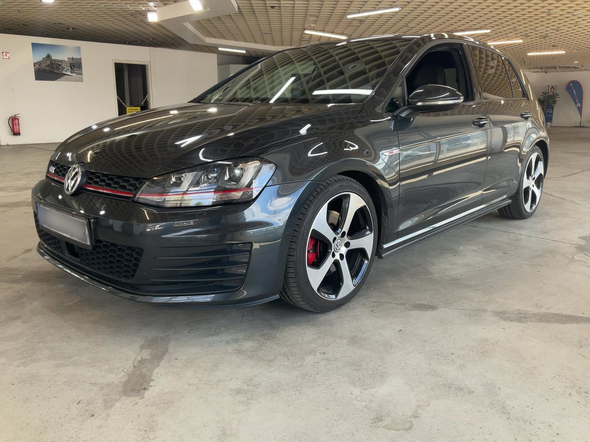 Volkswagen Golf 2016