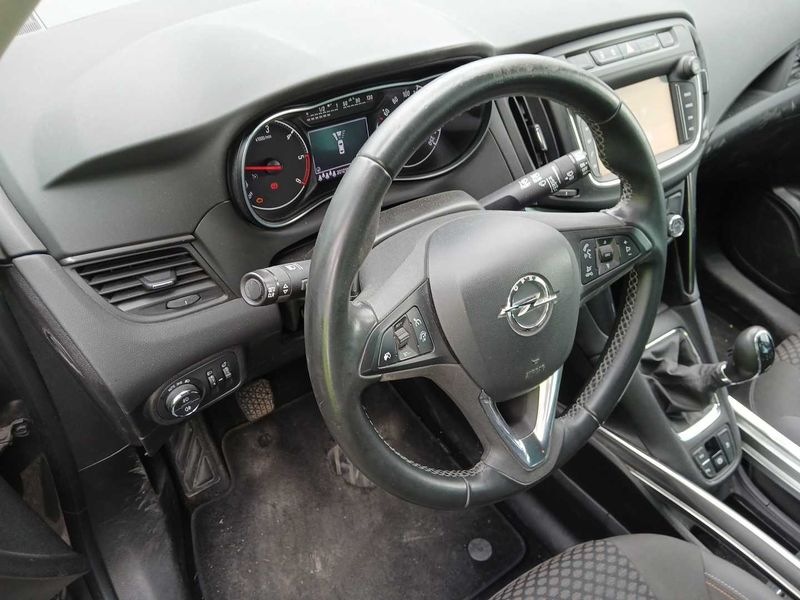 Opel Zafira Tourer 1.6 CDTI DPF Business Innovation Start/Stop 2017 – снимка 27