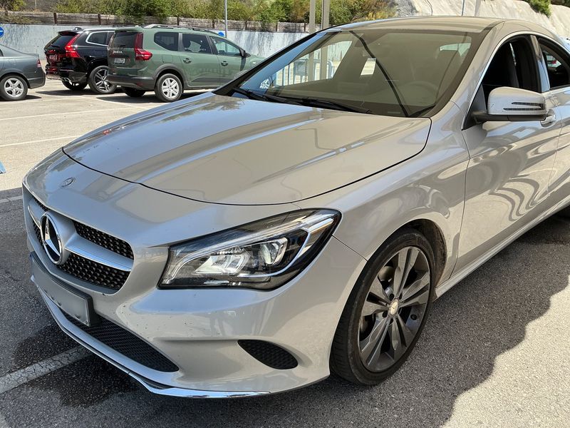 Mercedes-Benz CLA-Klasse CLA 200 d Urban — zdjęcie 2