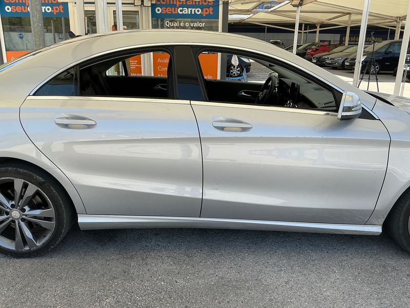 Mercedes-Benz CLA-Klasse CLA 200 d Urban — zdjęcie 7