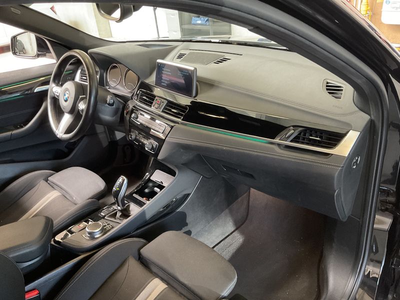 BMW X2 sDrive 20i — zdjęcie 12