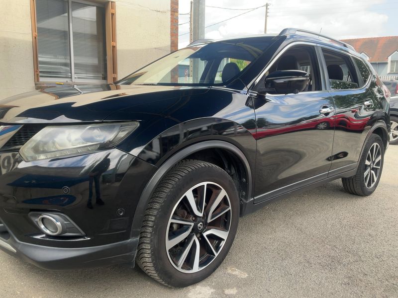 Nissan X-Trail 1.6 dCi Tekna — zdjęcie 2