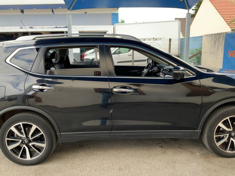 Nissan X-Trail 1.6 dCi Tekna — zdjęcie 7
