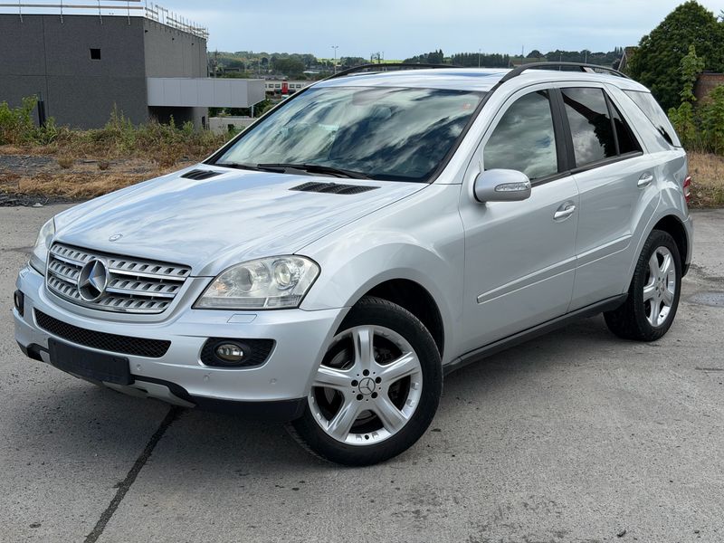 Mercedes-Benz M-Klasse ML 320 CDI — zdjęcie 21