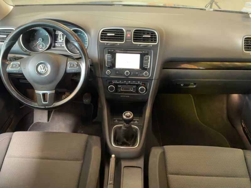 Volkswagen Golf VI 1.6 TDI Comfortline BlueMotion Tech — zdjęcie 12