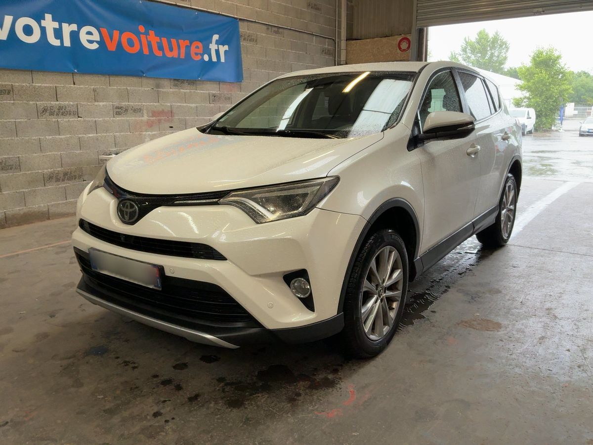 Toyota RAV 2017 — photo 1