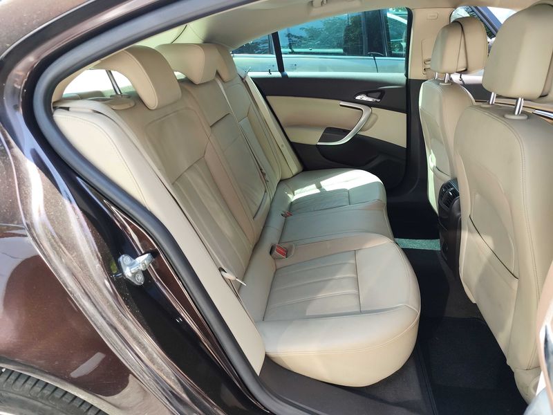 Opel Insignia 2.0 CDTI Excellence — zdjęcie 14