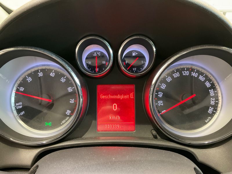 Opel Astra GTC 1.4 Turbo Innovation — zdjęcie 4