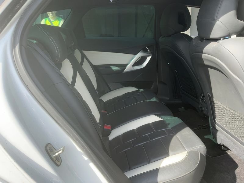 Citroen DS5 2.0 HDi Hybrid4 SportChic — zdjęcie 14