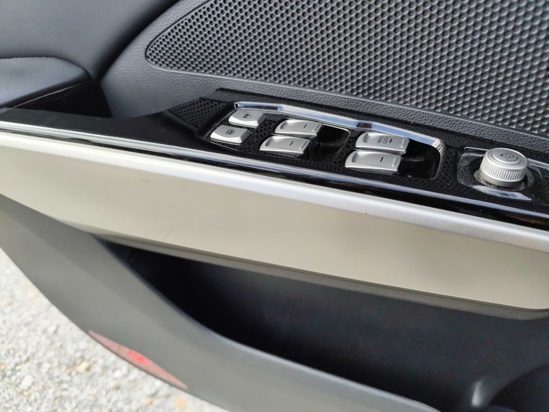 Ssangyong Tivoli 1.6 Line 4x2 2016 – снимка 23