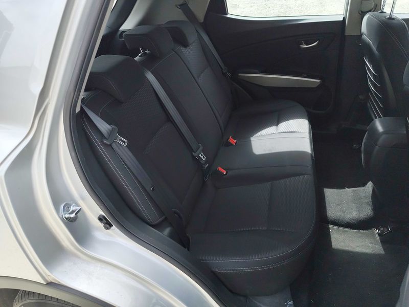 Ssangyong Tivoli 1.6 Line 4x2 — zdjęcie 13