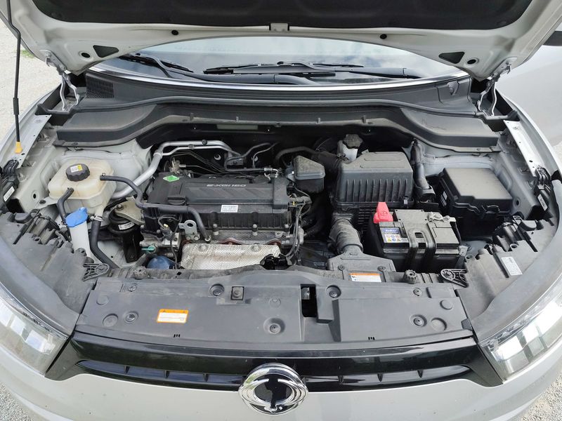 Ssangyong Tivoli 1.6 Line 4x2 — zdjęcie 8