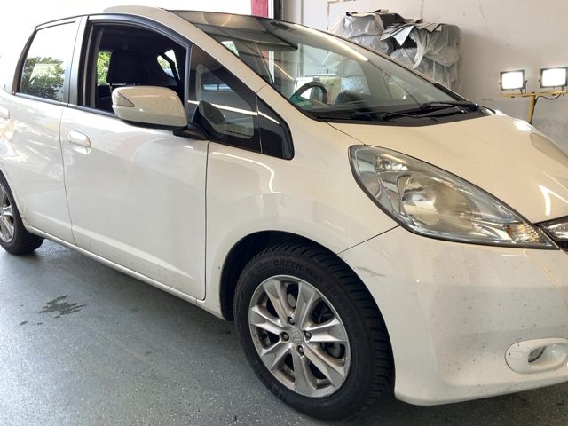 Honda Jazz 1.3 Hybrid Elegance — zdjęcie 8