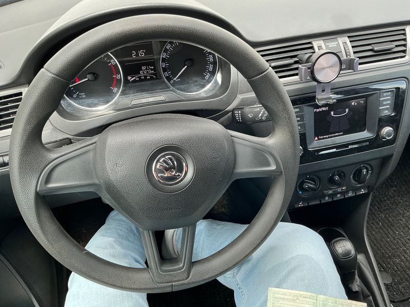 Skoda Rapid Spaceback 1.2 TSI Red & Grey — zdjęcie 12
