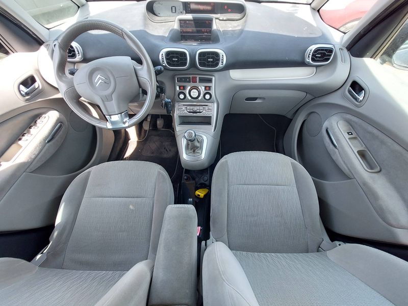 Citroen C3 Picasso 1.6 HDi Exclusive — zdjęcie 11