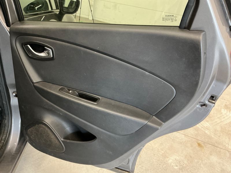 Renault Captur 1.5 dCi Intens 2018 – снимка 40