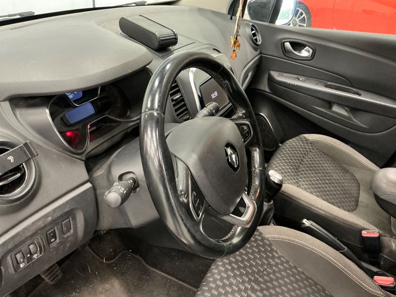 Renault Captur 1.5 dCi Intens 2018 – снимка 45